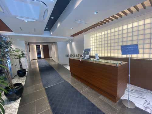 淀屋橋近藤ビル エントランス1