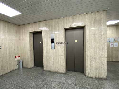 井上ビル エントランス3