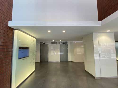 ＮＲＥＧ御堂筋ビル エントランス4