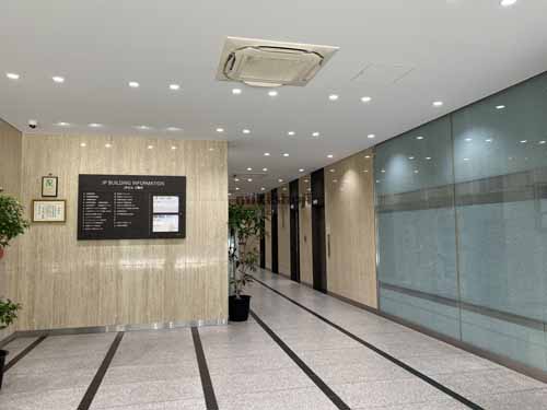 瓦町～久太郎町の大阪ＪＰビル エントランス1