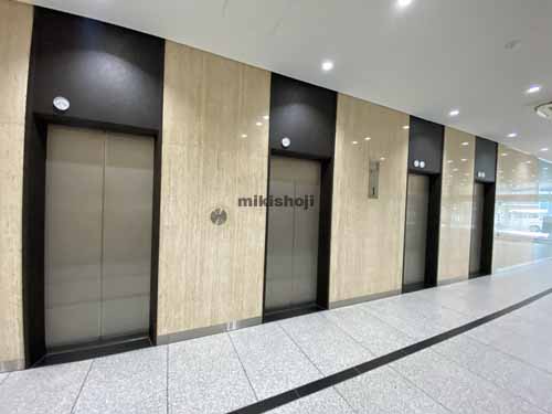 瓦町～久太郎町の大阪ＪＰビル エントランス3