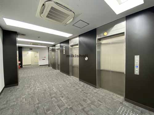 瓦町～久太郎町の大阪ＪＰビル エレベーターホール1