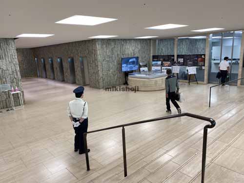 御堂ビル エントランス2