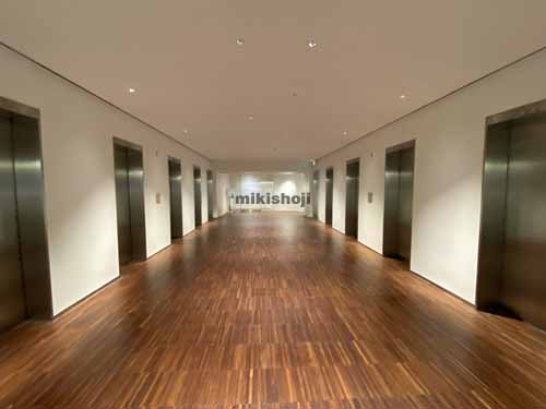 御堂ビル エレベーターホール1