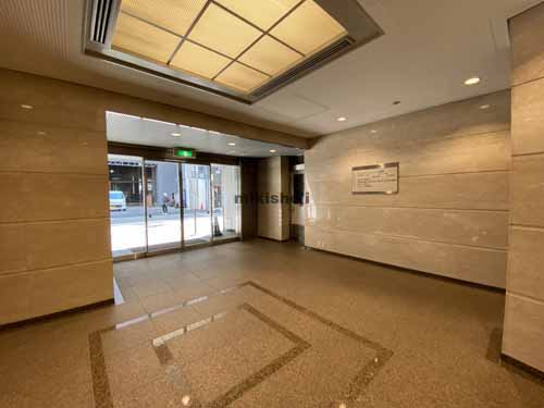 京阪神安土町ビル エントランス5