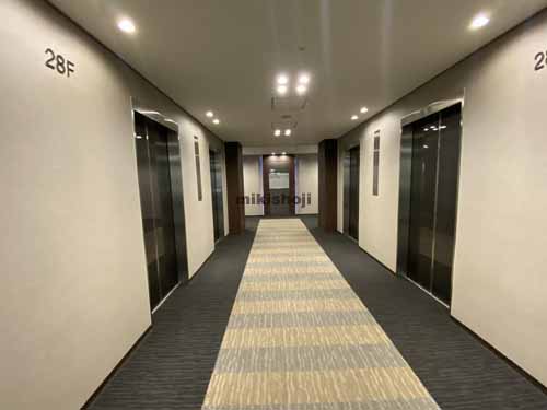 大阪国際ビルディング エレベーターホール1