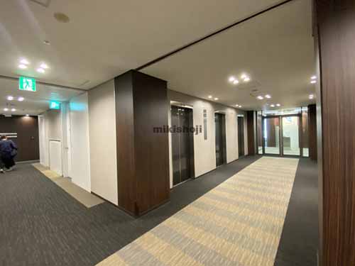 大阪国際ビルディング エレベーターホール2