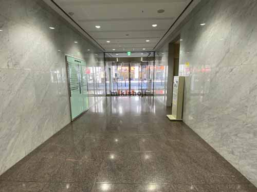 住友生命本町第２ビル エントランス1