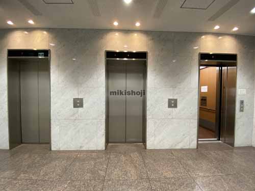 住友生命本町第２ビル エントランス3