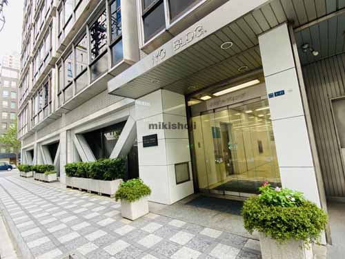 イヨビルディング エントランス3