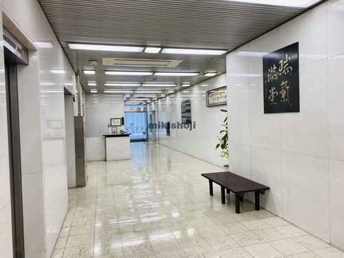 イヨビルディング エントランス7