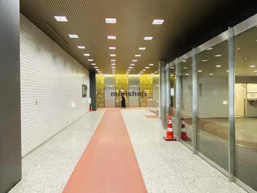 大阪ディーアイシービル エントランス11