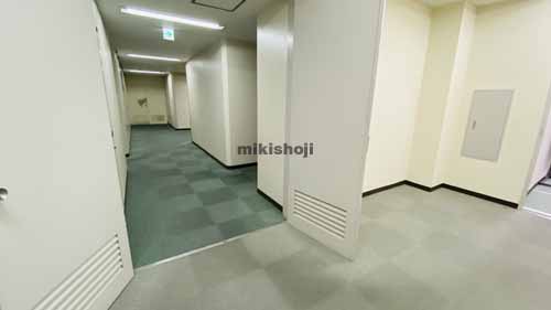 大阪堺筋ビル エレベーターホール2