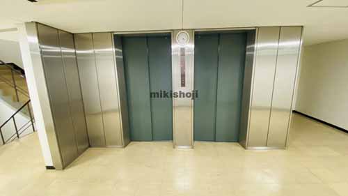 北久宝寺町～博労町の中博ビル エレベーターホール2