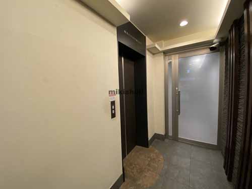 北久宝寺町～博労町の三興ビル エレベーターホール2