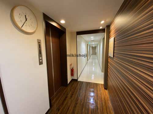 北久宝寺町～博労町の三興ビル エレベーターホール3