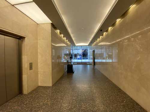 ニッセイ備後町ビル エントランス1