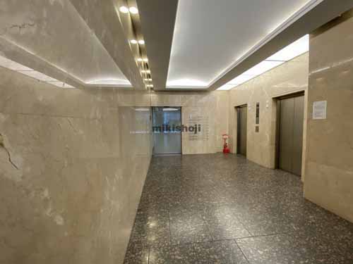 ニッセイ備後町ビル エントランス2