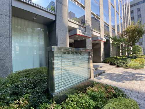 野村不動産大阪ビル エントランス4