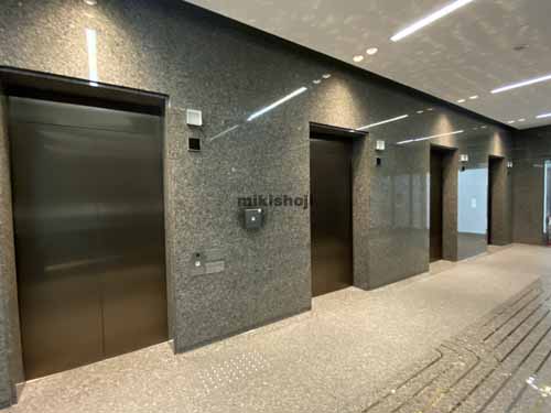 野村不動産大阪ビル エントランス8