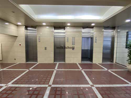 船場フジイビル エントランス2