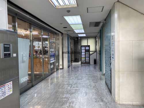 本町サザンビル エントランス4