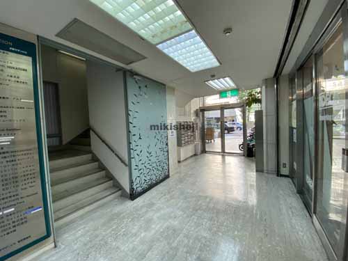 本町サザンビル エントランス6