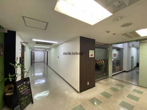 本町サザンビル エレベーターホール4