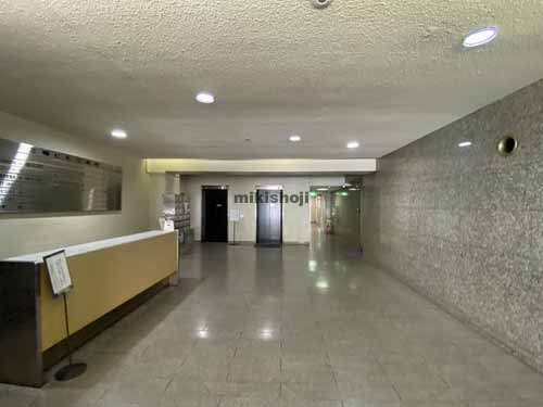 三陽ビル エントランス2