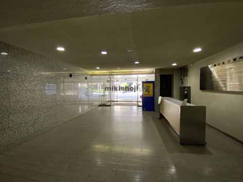 三陽ビル エントランス3