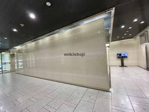 御堂筋センタービル エントランス1