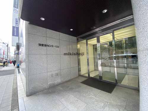 御堂筋センタービル エントランス5