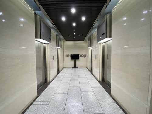 御堂筋センタービル エントランス6