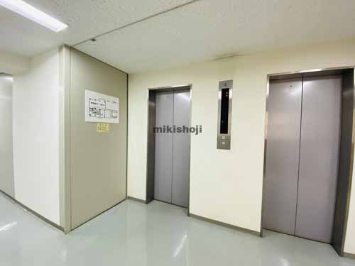 又一ビル エレベーターホール2