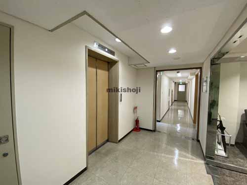 本町東栄ビル エレベーターホール1