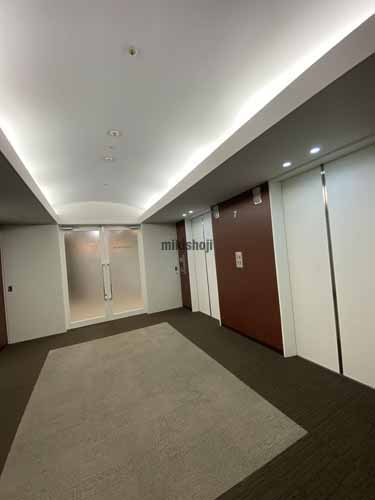 日本生命今橋ビル エレベーターホール1