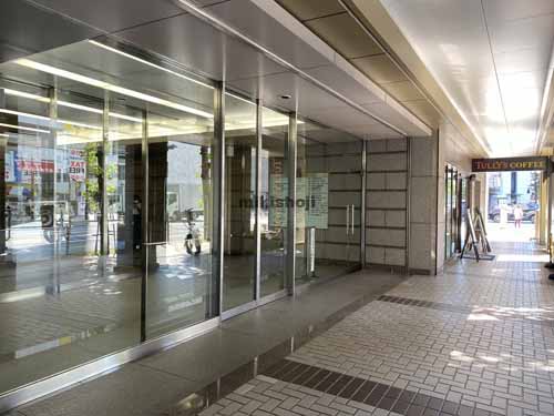 明治安田生命堺筋本町ビル エントランス4