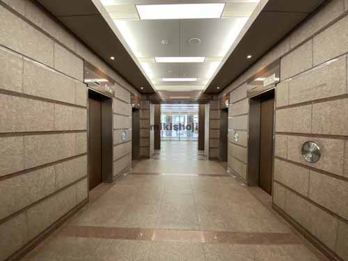 明治安田生命堺筋本町ビル エントランス7