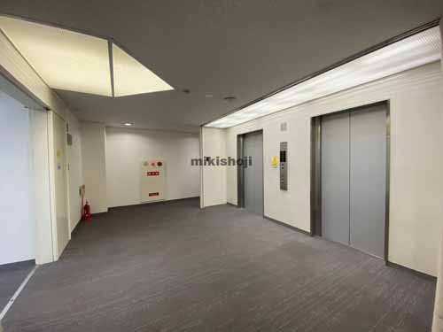 朝日生命道修町ビル エレベーターホール1