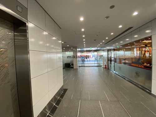 本町オルゴビル エントランス2