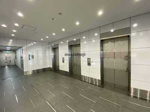 本町オルゴビル エントランス3