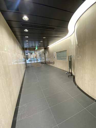 洪庵日生ビル エントランス2