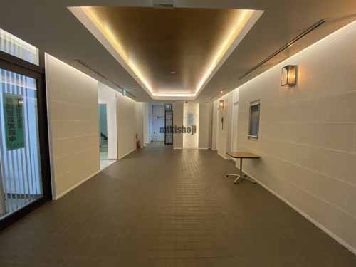 伏見町ＫＡＮＢＥビル エントランス3