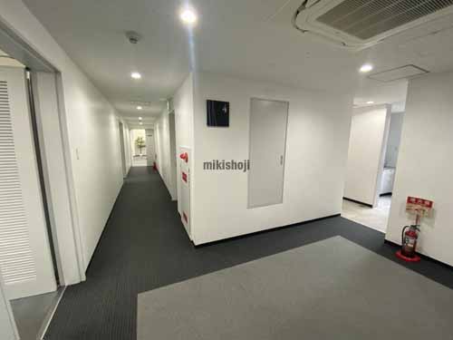 伏見町ＫＡＮＢＥビル エレベーターホール2