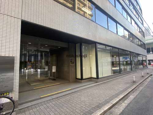 本町サミットビル エントランス1