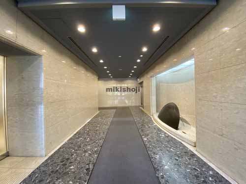 御堂筋エスジービル エントランス6