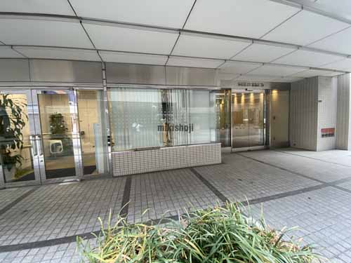 豊田日生北浜ビル エントランス2