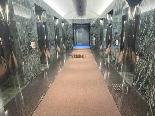 大阪東京海上日動ビルディング エントランス3