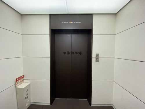 イケガミ　サウスビル エレベーターホール1