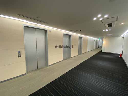 野村不動産御堂筋本町ビル エレベーターホール4